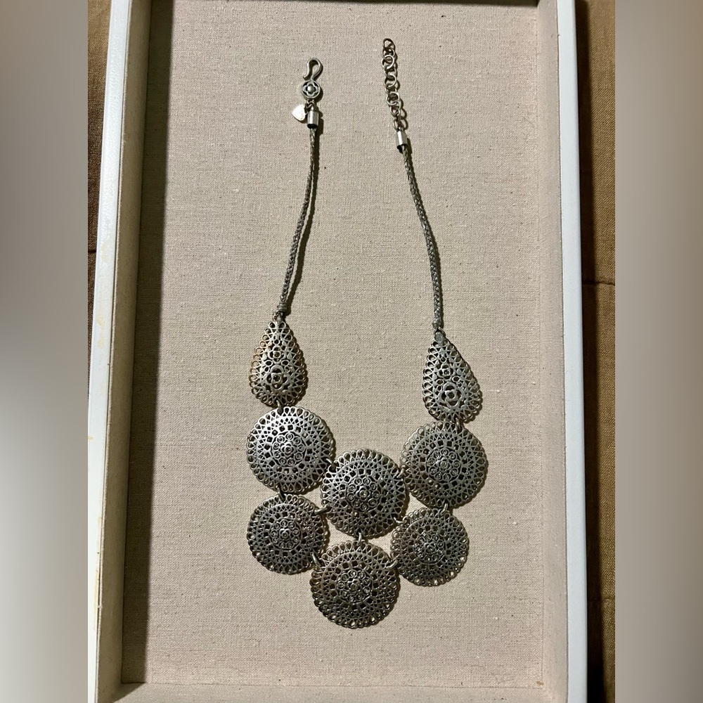 Vintage Stella & Dot Medina Bib Necklace